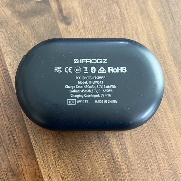 iFrogz Airtime Premier Wireless Earbuds - Picture 3 of 3